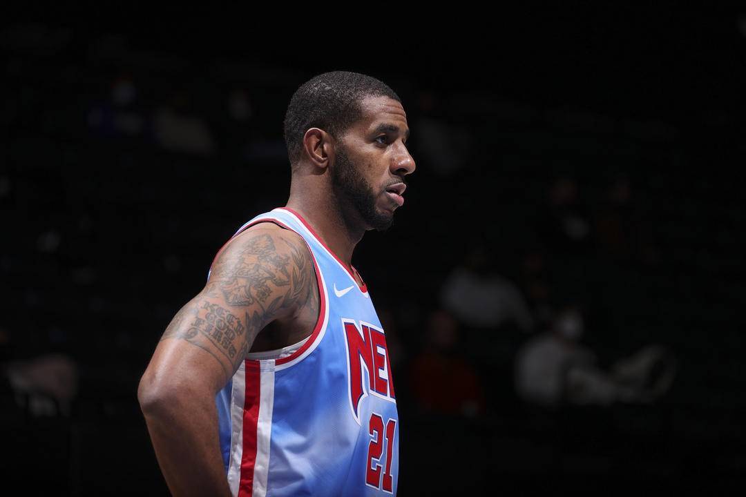 现出色表现 现出色表现